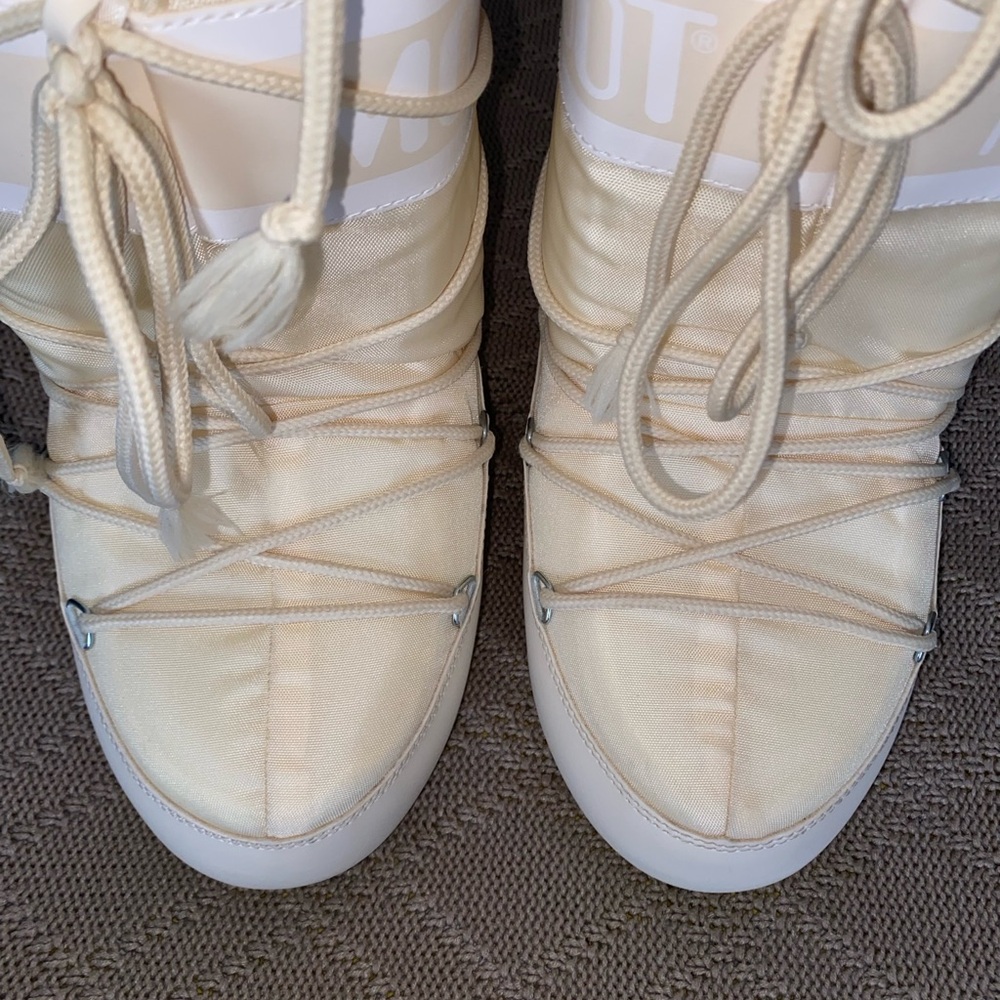 Moon boots - Picture 8 of 10